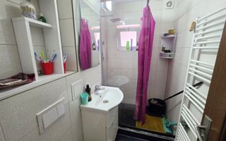 Apartament cu 3 camere, parter, boxă, acces curte, Cetate, zona Closca - Poză 8