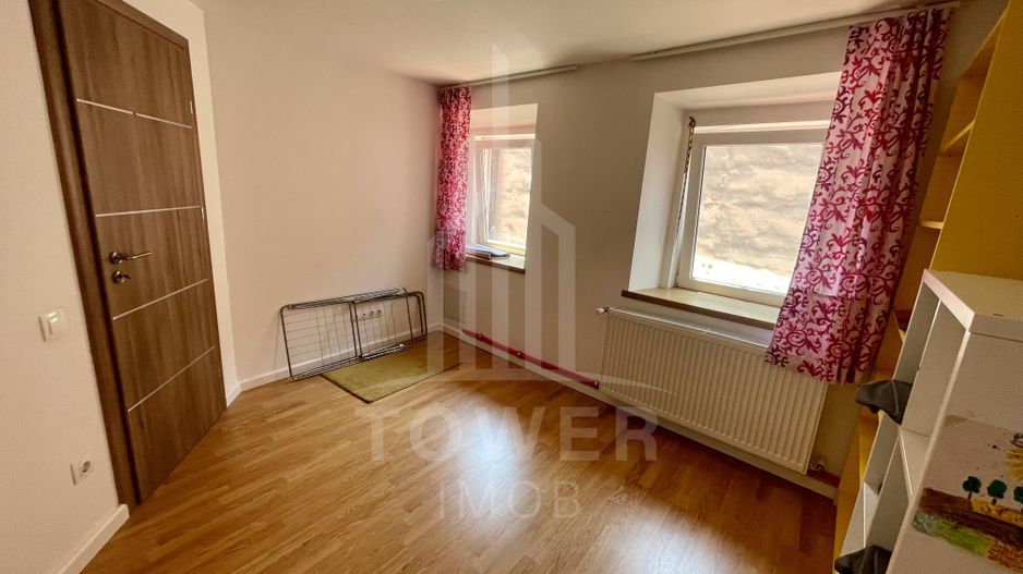 Apartament ultracentral cu suprafata de 66mp utili - Poză 5