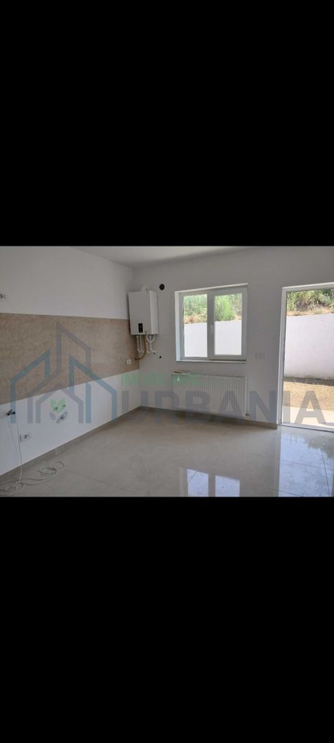 Vânzare 1/2 casă duplex, Visani, Iași - Poză 5