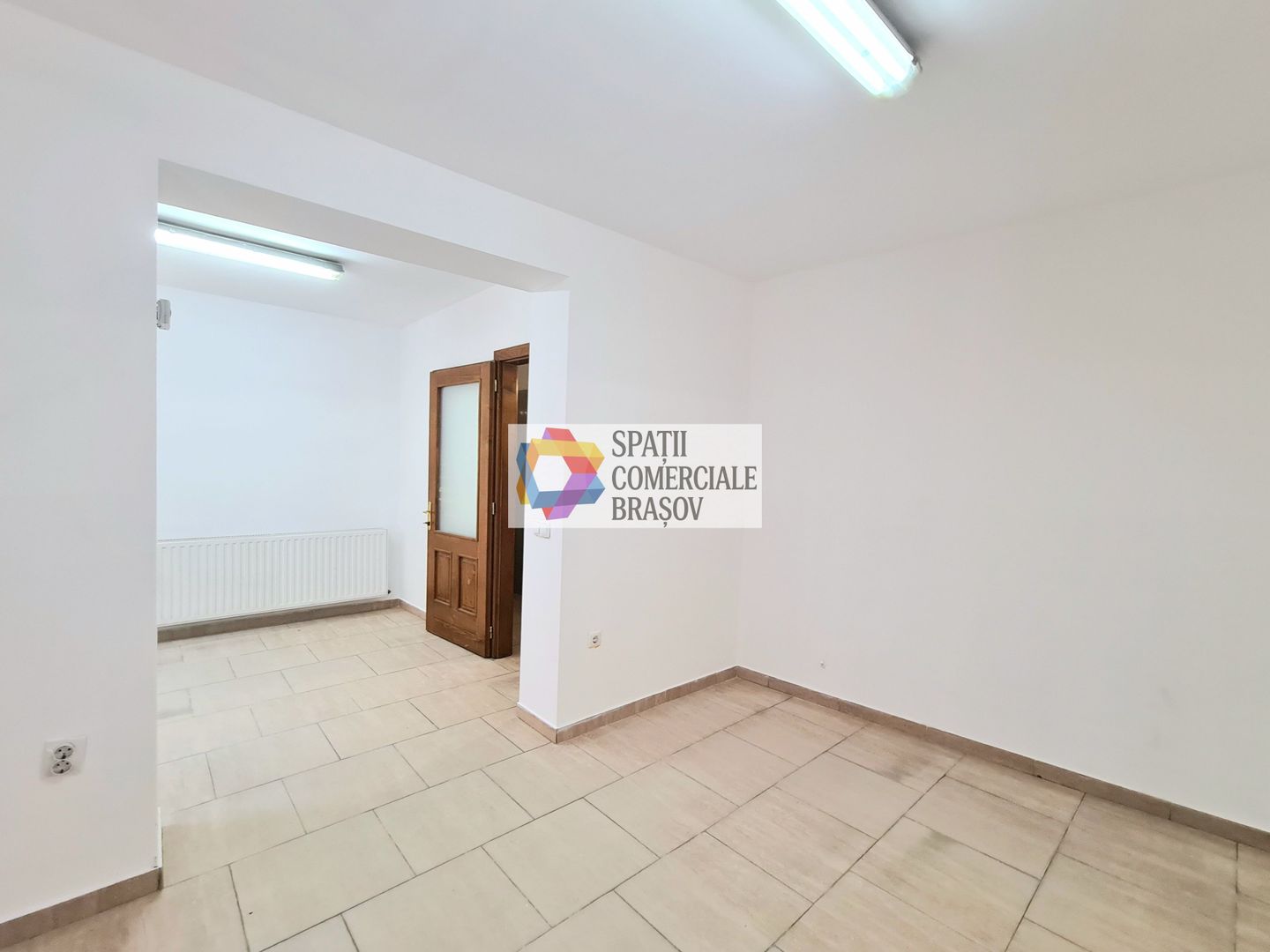 Spatiu închiriere Brasov, Republicii gang - 50 mp  # spatii-comerciale-brasov.ro - Poză 3