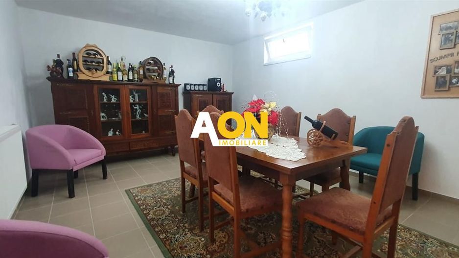 Casa 10 camere, 1000 mp teren, la asfalt, Barabant - Poză 21