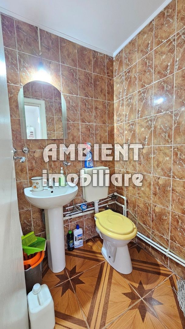 DE INCHIRIAT - Spatíu comercial 50 mp, zona CRUCEA GĂRII - Poză 5