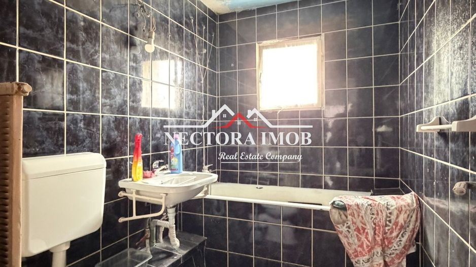 NECTORA IMOB-Apartament 3 camere, 2 bai, 3 balcoane, Zona Velenta,65mp - Poză 10