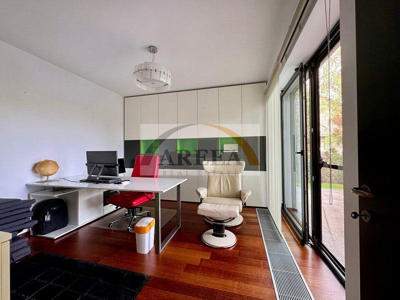 Vila lux de vanzare in cel mai dorit complex din Erou Iancu Nicolae-locatie rara - Poză 25