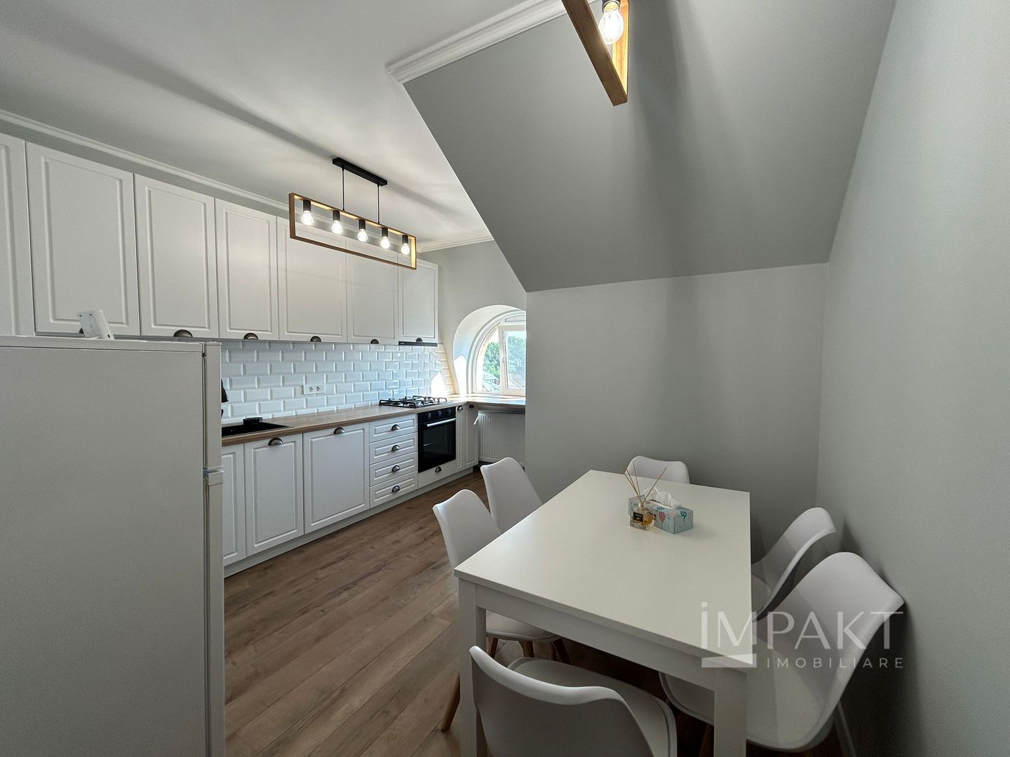 Vanzare apartament cu 2 camere in zona Cetatuie! - Poză 9