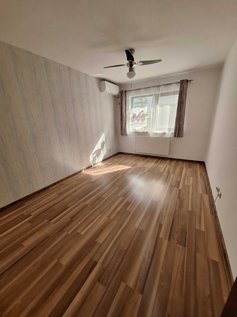 Casa de vanzare Aparatorii Patriei - Poză 3