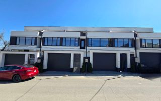 Vânzare, townhouse, 3 nivele, 4 camere, str. Ciocârliei, Telecentru - Poză 1