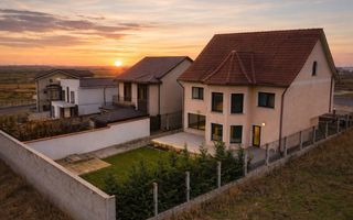 Casa / Vila cu 7 camere de vanzare in Ovidiu Sud Constanta - Poză 1