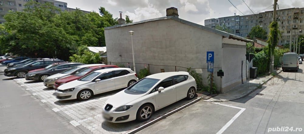 Vand casa veche cu teren in Crangasi - Poză 1