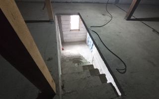 Casa Individuala Suprafete Generoase, Teren Mare, La Rosu - Poză 15