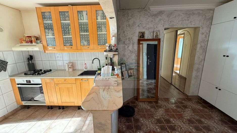 Apartament 3 camere burdujeni . - Poză 6