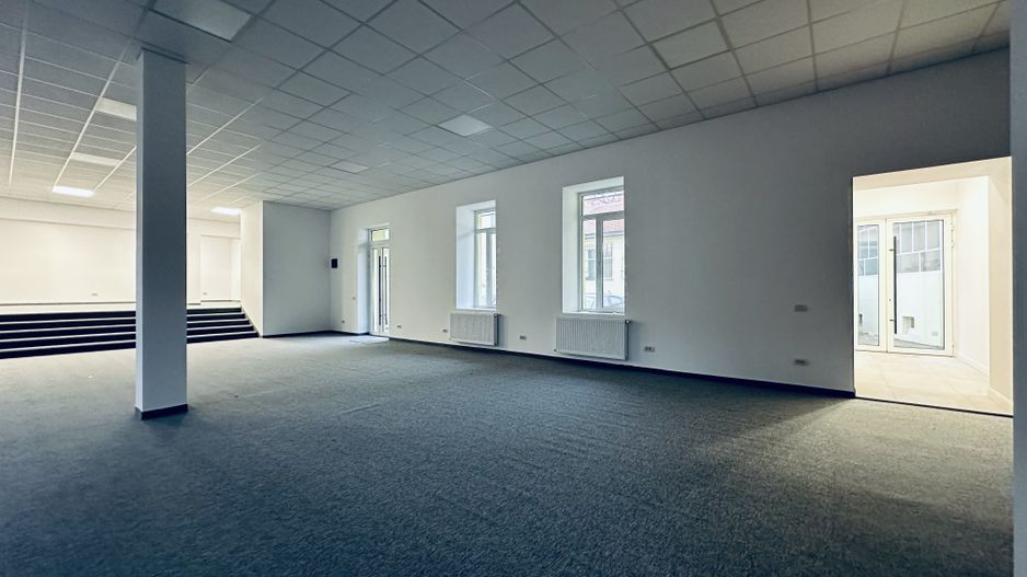 Oferta Inchiriata -Cladire Birouri Clasa A - Renovata integral | 276 mp | Com 0% - Poză 8