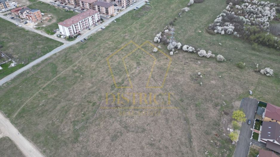 Parcele de teren pentru bloc P+3E+Er | Giroc - Poză 2
