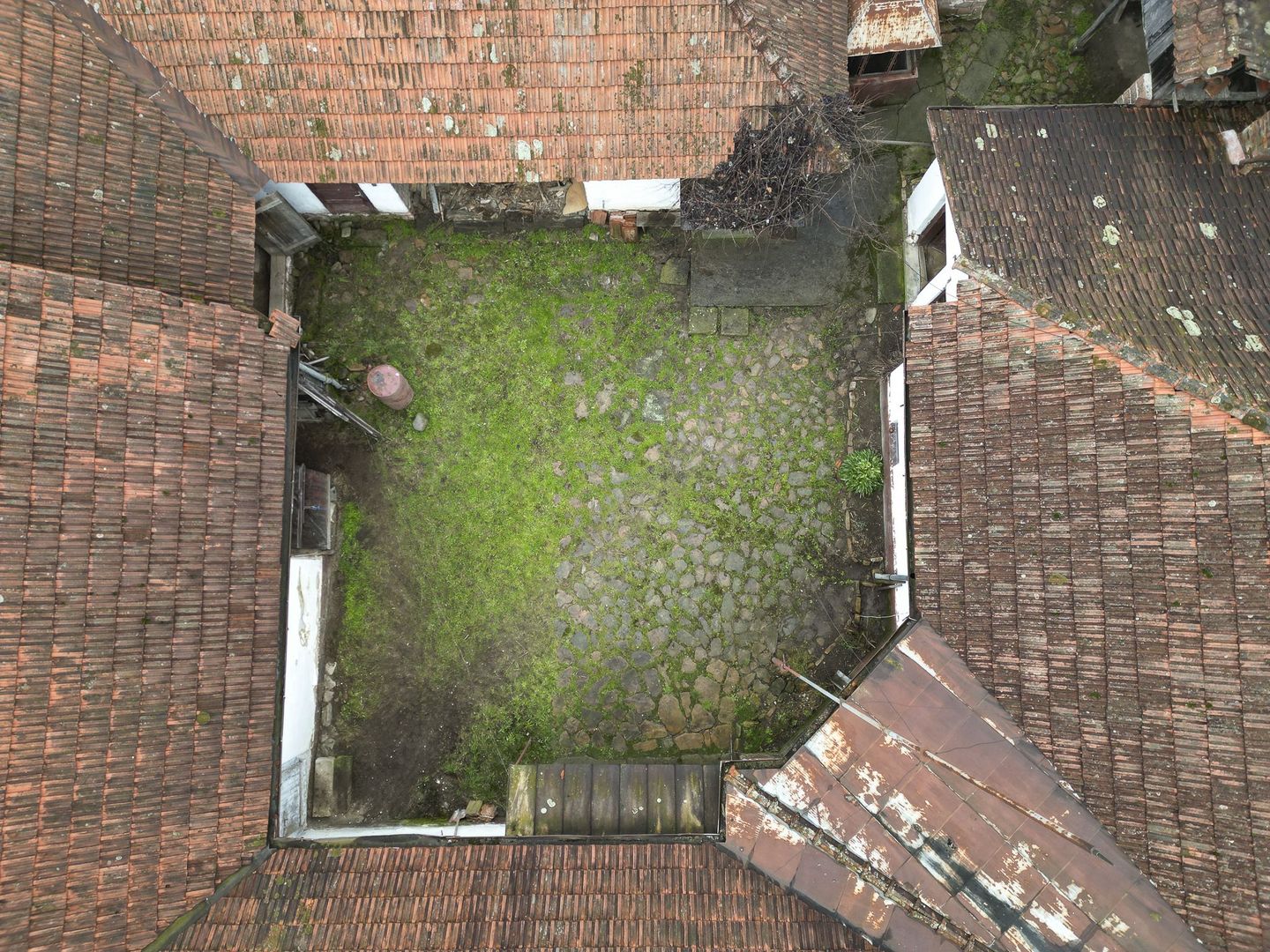 Casă impresionantă, cu anexe în Dezna-Moneasa! - Poză 35