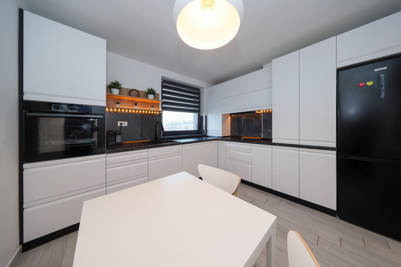 Apartament 2 camere,80 mp utili+parcare subterana-Coresi - Poză 16