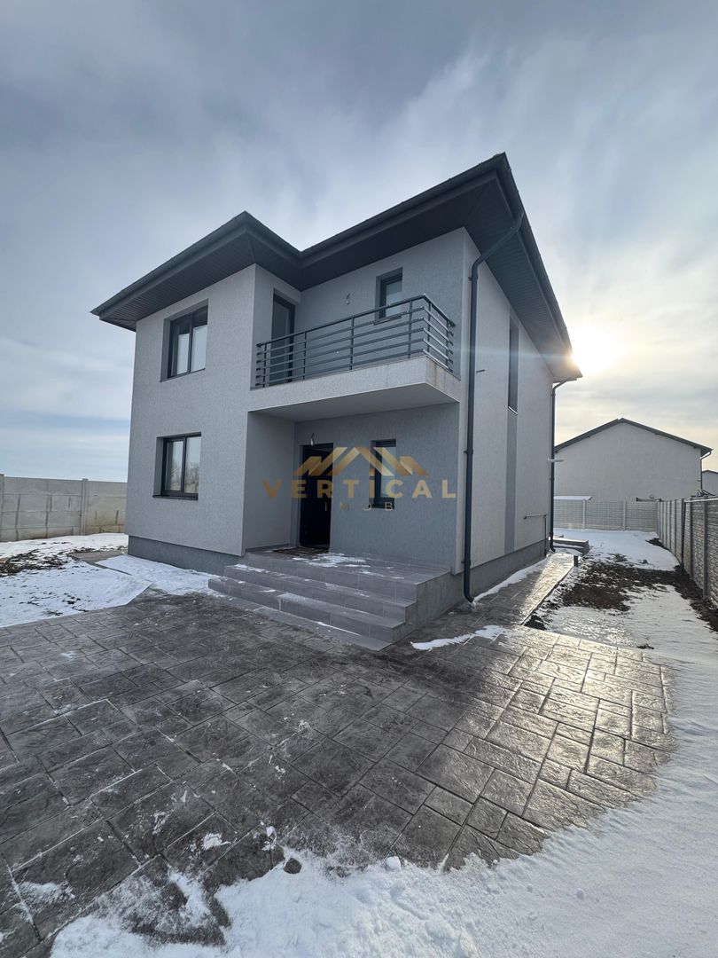 Casa 4 Camere comuna Berceni - Poză 1