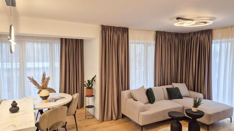 Închiriere | Apartament 3 camere | curte 132mp | Metrou Unirii - Poză 3