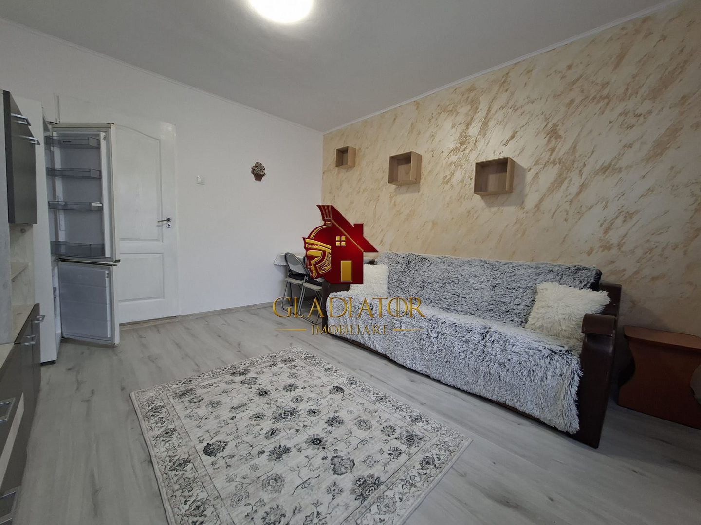 Garsoniera de inchiriat in Pacurari mobilata si utilata, disponibila - Poză 3