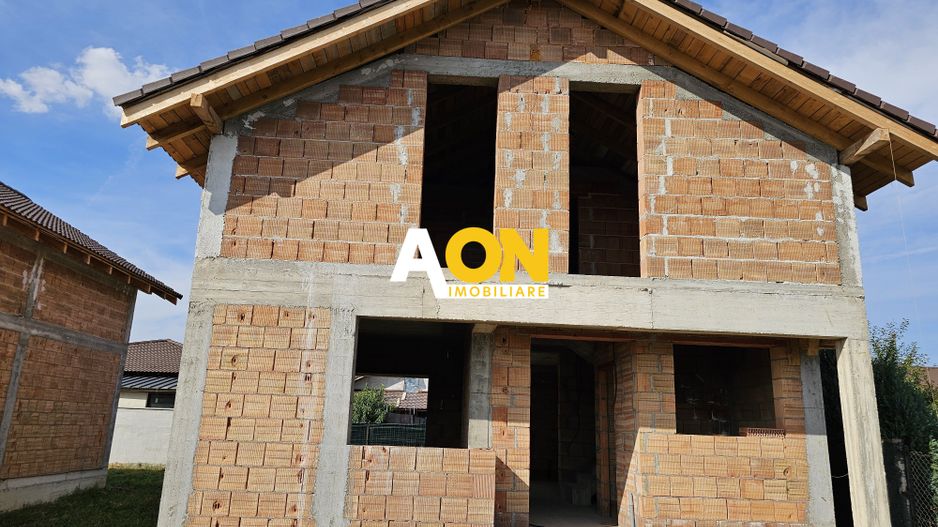 Casa la rosu, 4 camere, 2 bai, 345 mp teren, zona Ampoi 3 - Poză 1