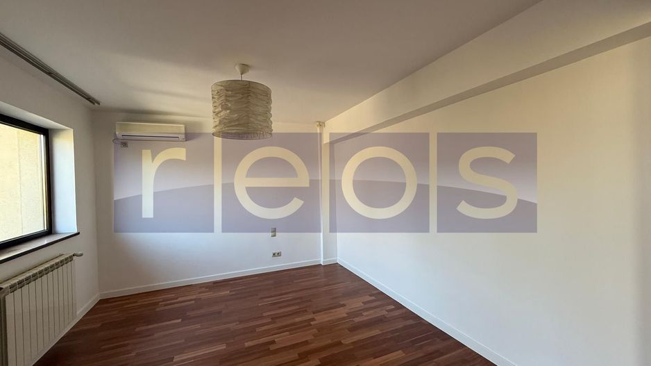 INCHIRIERE VILA DEOSEBITA EROU IANCU NICOLAE | PISCINA | 7 CAMERE | 1300MP CURTE - Poză 10