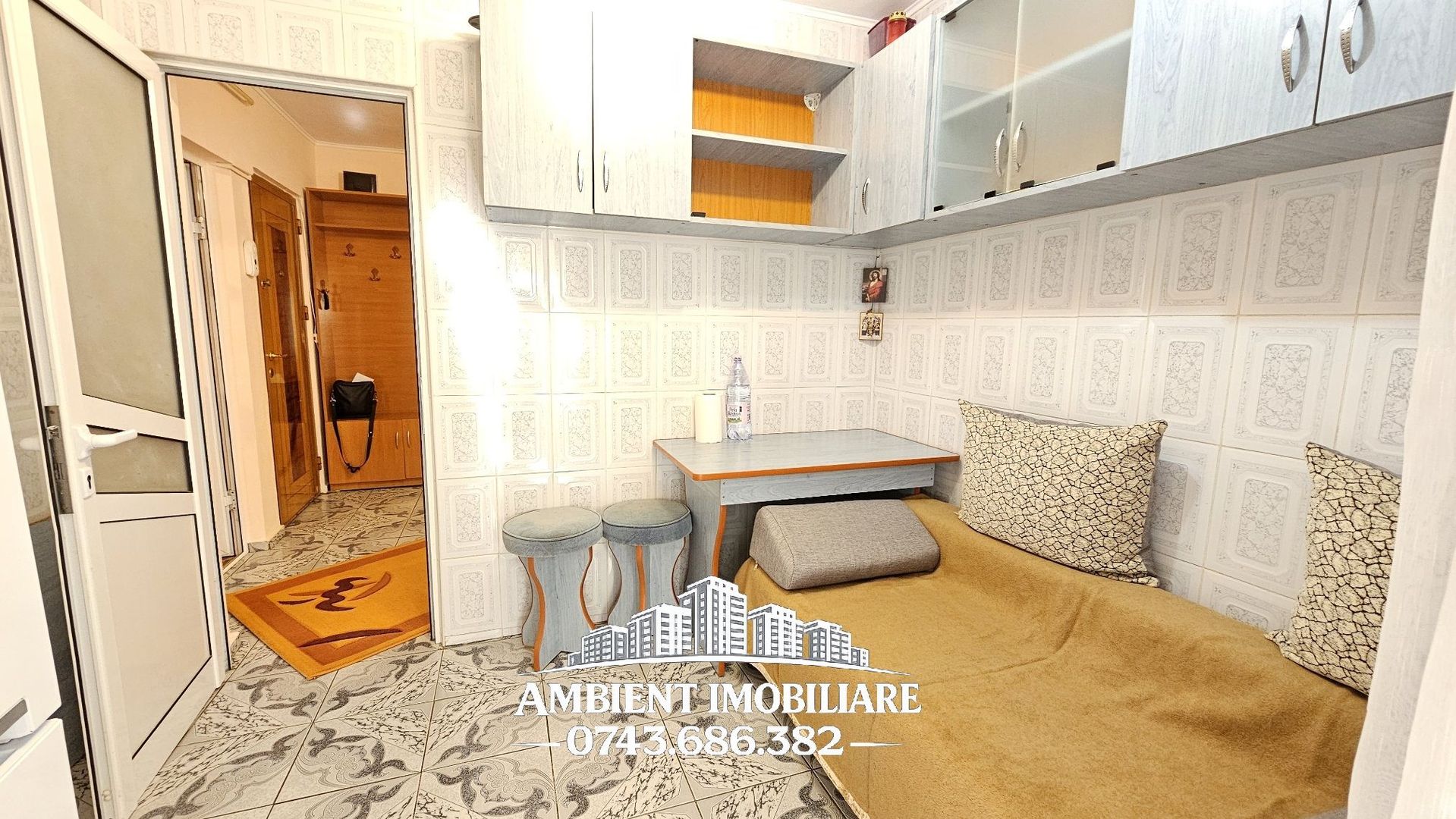 Apartament cu 2 camere, ETAJ 2, mobilat și utilat, VASLUI - zona CARTIER; - Poză 7