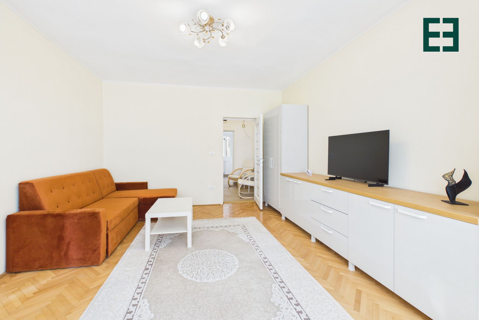 De închiriat - Apartament cu 2 camere -  Zonă Ultracentrală - Arad - Poză 11