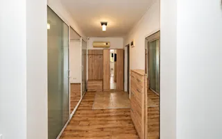 Apartament 2 camere de vanzare, 67mp mobilat, parcare, bloc cu 6 ap. - Poză 25