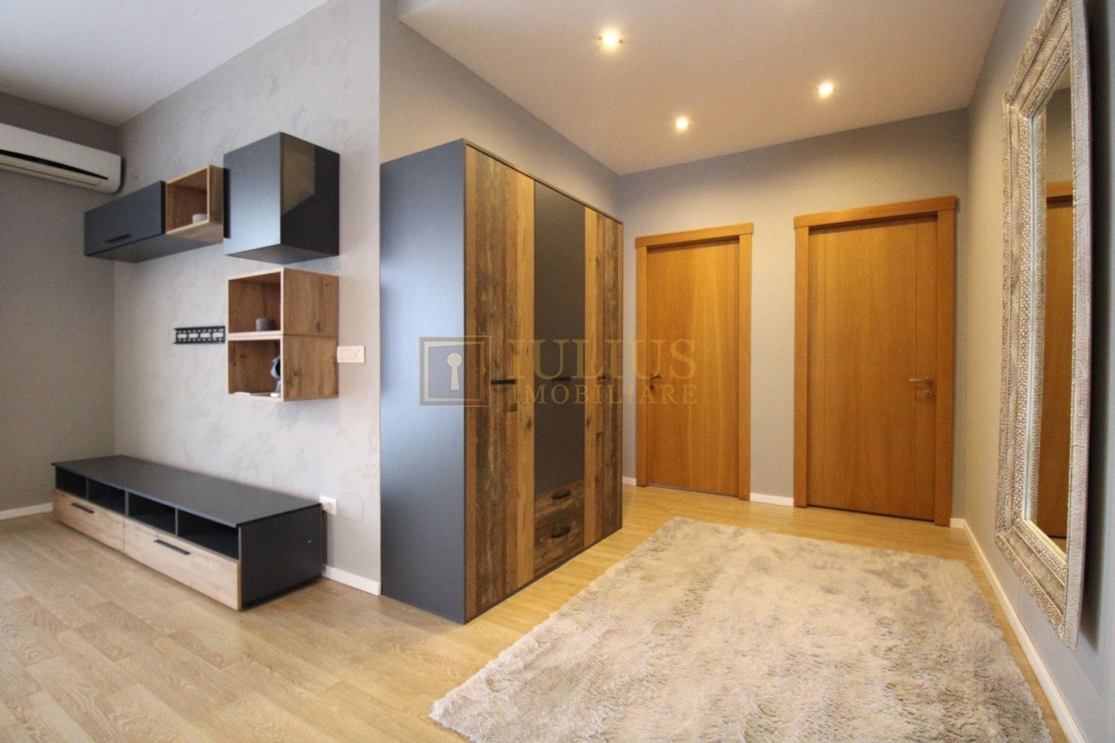 4 camere, bloc Tender langa - Isho - Take Ionescu; vedere spre raul Bega. - Poză 10