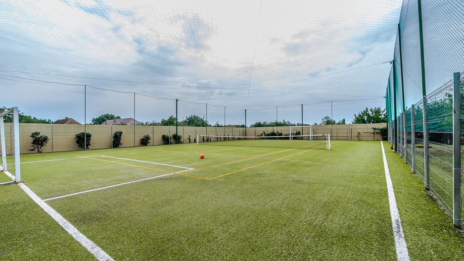 Proprietate de vis cu teren 2.880 mp și facilități PREMIUM Comision 0 - Poză 2