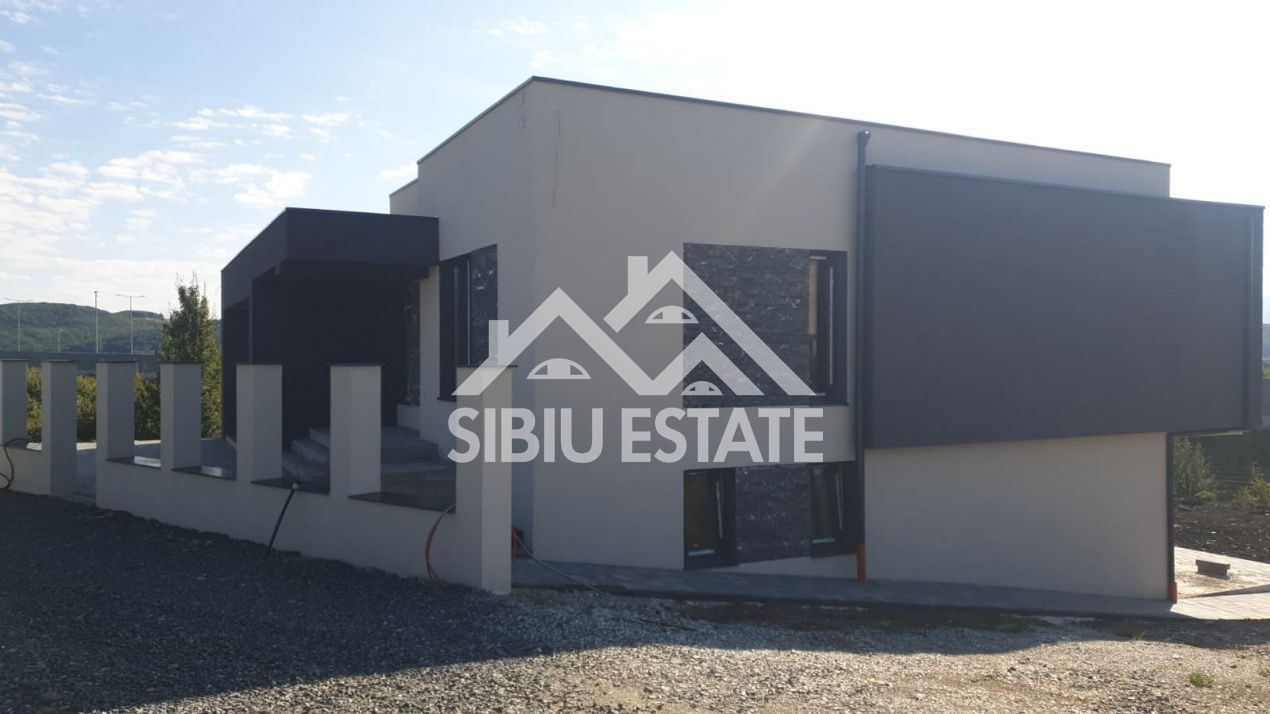 Casă individuală  deosebită, finisată Șelimbăr, Cartierul Tineretului - Poză 7