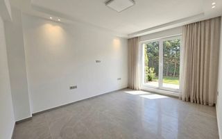 Apartament 2 camere si curte, clasa A  Oferta - Poză 2