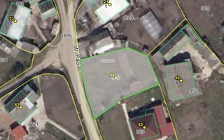 Teren pentru construcție în centrul satului Văsieni – 5,3 ari, locație excelentă - Poză 2