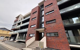 Apartament PREMIUM 3 camere cu GARAJ - zona Centrala - Poză 19