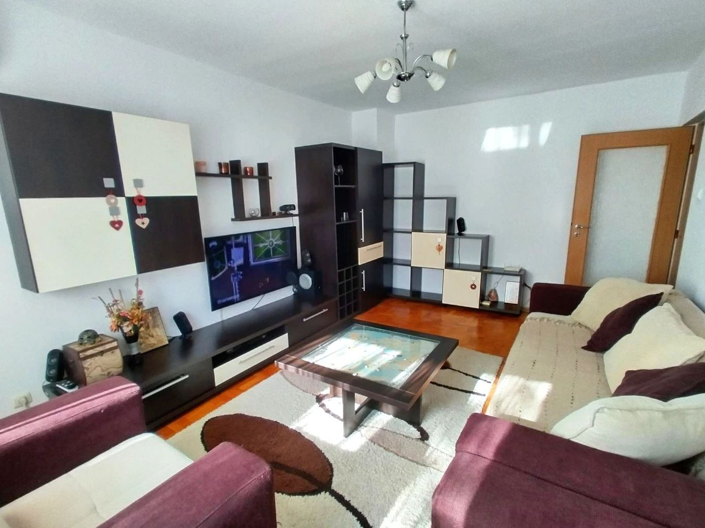 Inchiriez ap. cu 2 camere decomandat, pet friendly in Calea Aradului - Poză 3