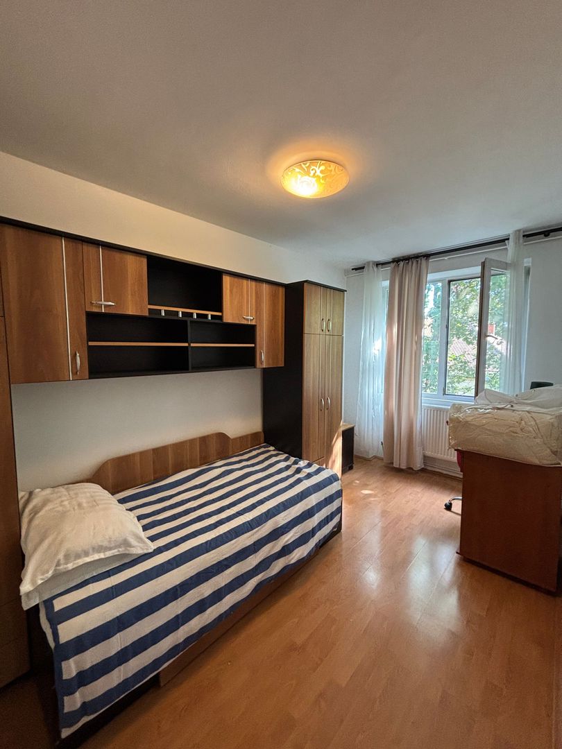 Apartament 3 camere zona Medicina - Poză 21