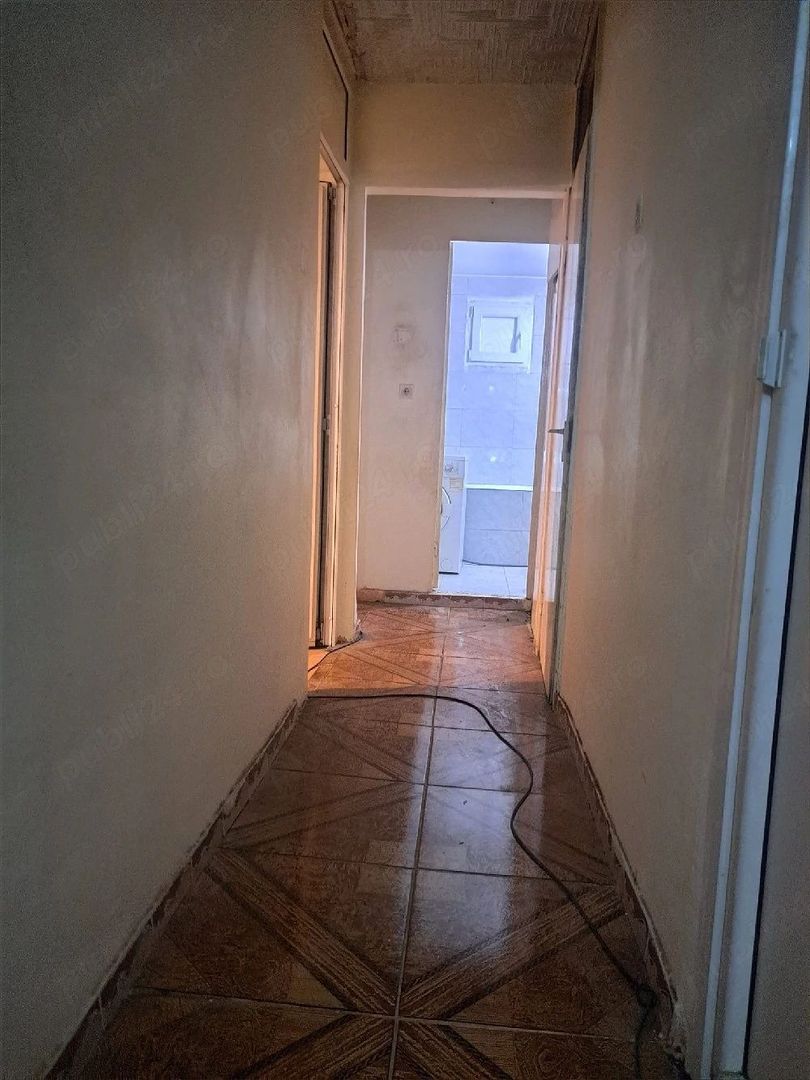 🔑 Vanzare apartament 3 camere, 80 mp, Etaj 1 – Piața Titan (Sălăjan) - Poză 7
