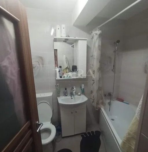 Apartament cu 2 camere de vânzare, Floresti - Poză 6