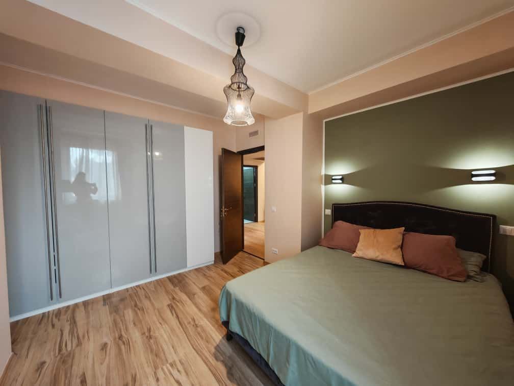 Apartament renovat integral cu 3 camere Herastrau - Poză 3