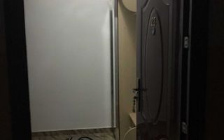 Inchiriez aparatament zona Nicolina - Poză 1