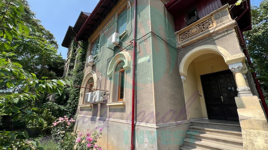Oportunitate achizitie vila boiereasca 12 camere-Cotroceni- Singura in curte - Poză 1