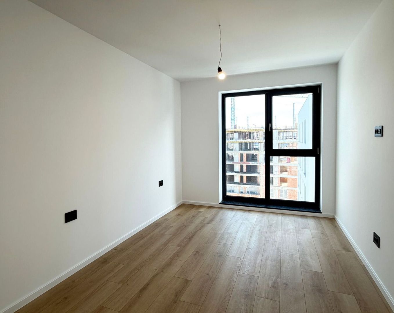 Kasper vânzare apartament de lux 2 camere nelocuit vedere libera spre Tâmpa - Poză 6