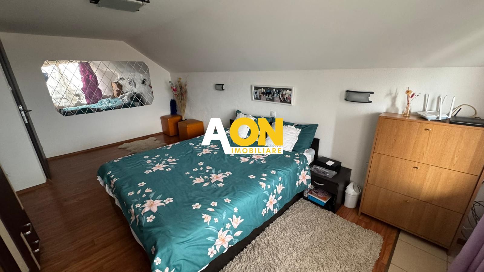 Casa tip locuință familială cu vedere panoramică Alba-Micesti - Poză 2