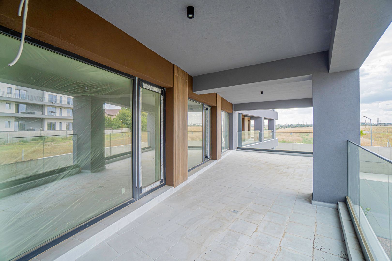 Tomis Nord - Vanzare apartament decomandat cu 3 camere, bloc nou. - Poză 6
