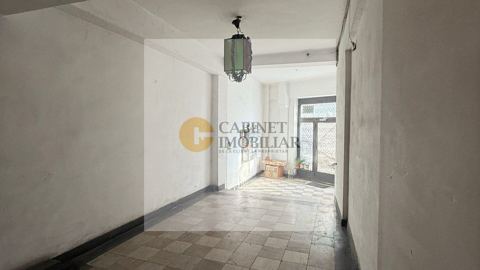 Garsoniera  | Vedere catre bulevard  |  Kogalniceanu - Cismigiu - Poză 9