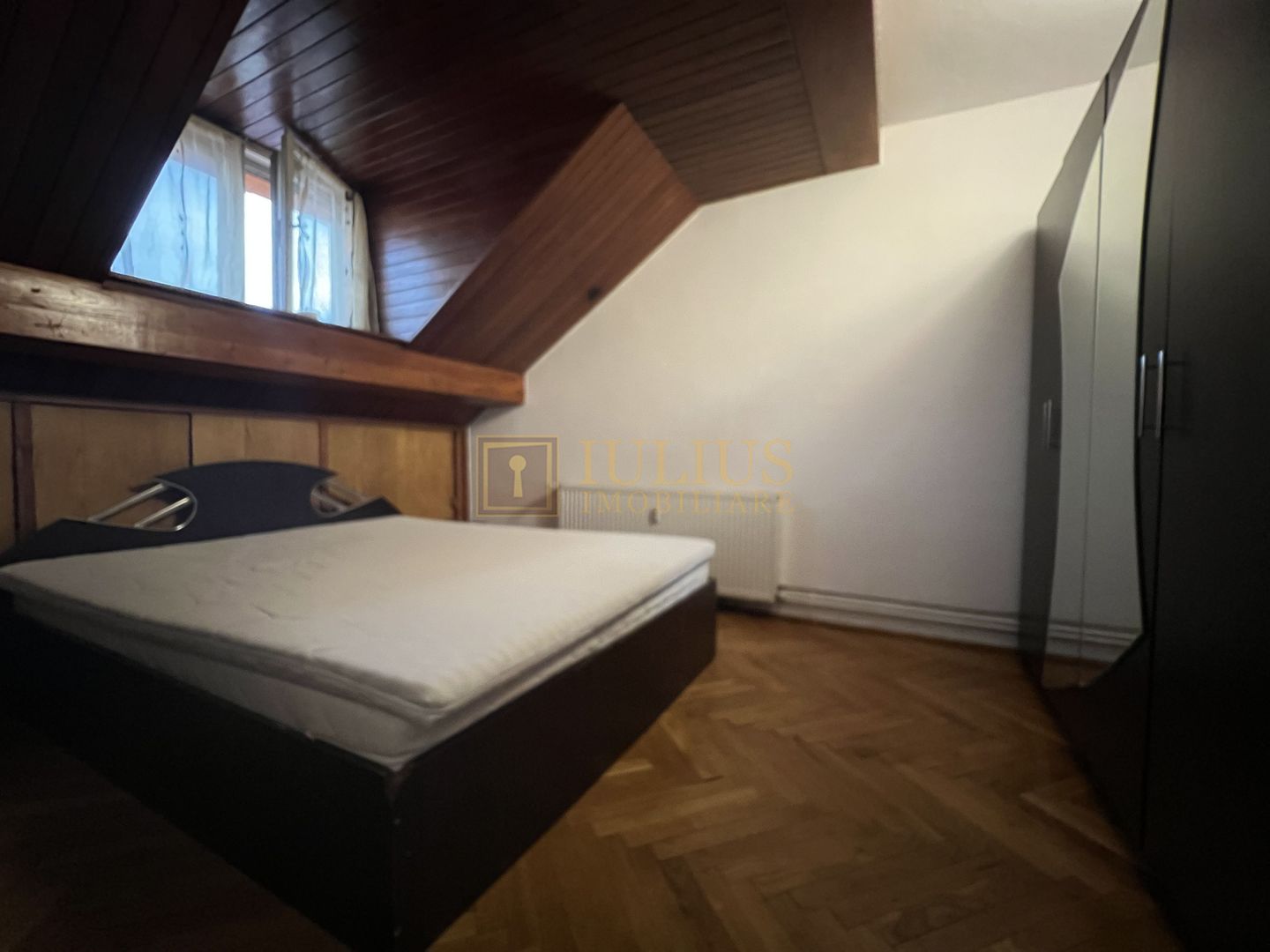 Piata Unirii; dormitor +birou;parcare privata si boxa (centrala proprie si ctr.) - Poză 8