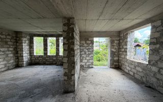 Casa in centrul or.Ialoveni - Poză 7