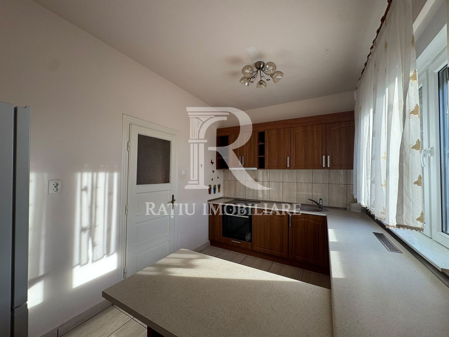 De inchiriat| Apartament cu 3 camere | Ultracentral - Poză 5
