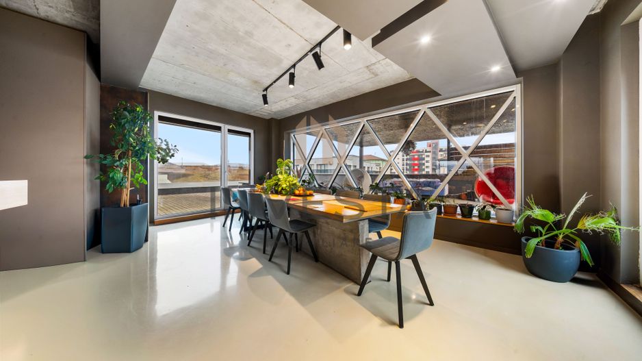 Penthouse exclusivist cu acces din lift, terasa 340 mp, 245 mp utili - Poză 10