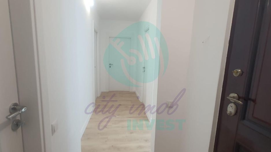 3 camere renovate-Ion Mihalache-Turda-Bloc anvelopat - Poză 6