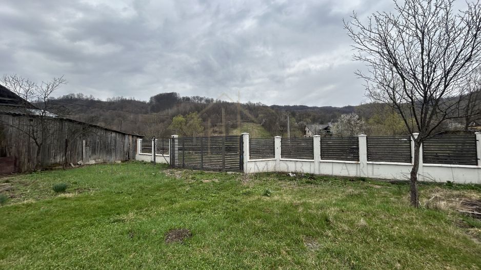 Casa de vanzare in Slanic Moldova . - Poză 14